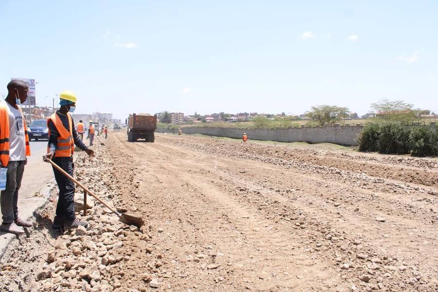 Earthworks operation with site team and tipper truck